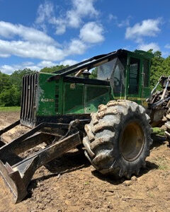 John Deere 648GIII Grapple Skidder
