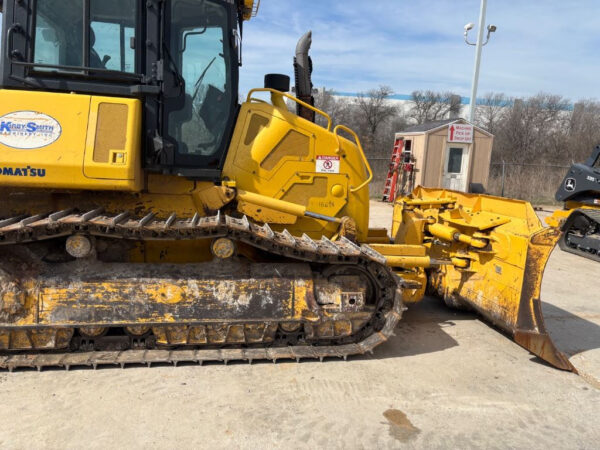 Komatsu D61EX Dozer