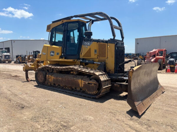 John Deere 750K Dozer, 5500 Hours, Limb Risers