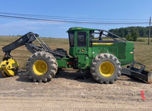John Deere 648L Grapple Skidder