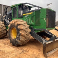 2022 John Deere 648LII