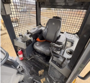 John Deere 650P XLT