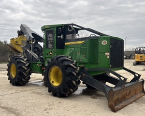 John Deere 648L-II Grapple Skidder