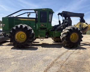 John Deere 748LII Grapple Skidder